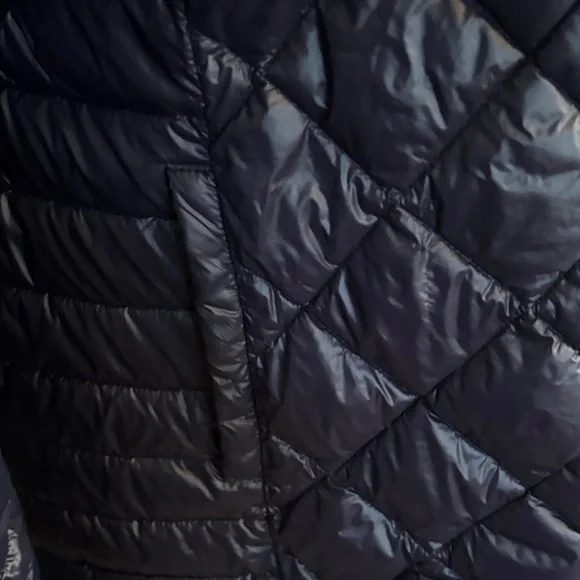Ralph Lauren Quilted Puffer Jacket - Picture 5 of 5
